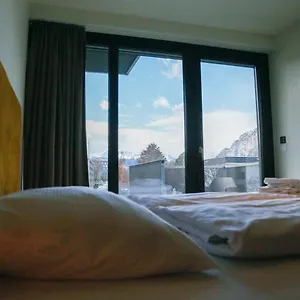 Apartmanhotel Blackhome East I Contactless Check-in