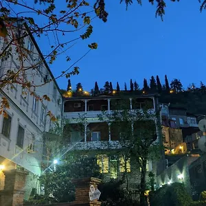 https://kalanga.alltbilisihotels.com