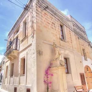 https://my-travel-house.qawrahotelsmalta.org